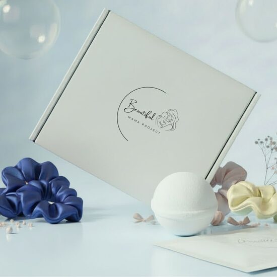 Kék “It’s a Boy” Mini Mama Box – Egy pillanat csak Anyának
